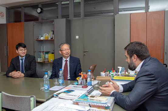 1572428805.jpg image004.jpg