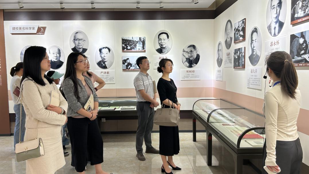 887b209bef01ebaa76e297fe5fd560e